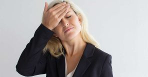 21 - Quando a dor de cabeça e pressão no topo da cabeça são sinais de problemas sinusais